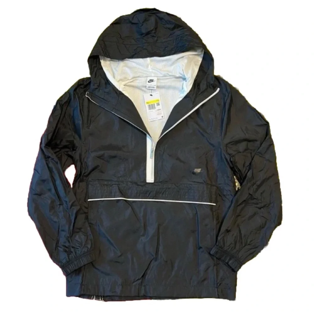 Nike Sportswear Style Essentials 1/2 zip Anorak Windbreaker Jacket DM6701-010